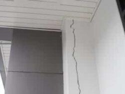 wall crack
